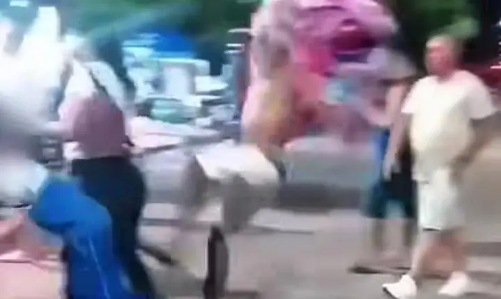VÍDEO: Homem agride criança de 8 anos com chute em Igarapé-Miri